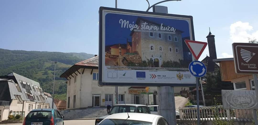 Stone Tower Hotel Plav Bagian luar foto